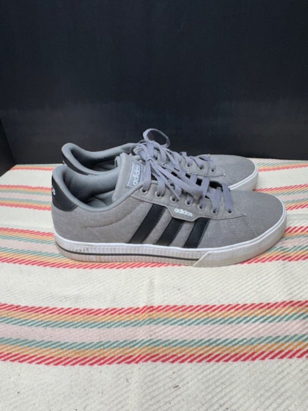adidas Daily 3.0 Men's Size 9.5